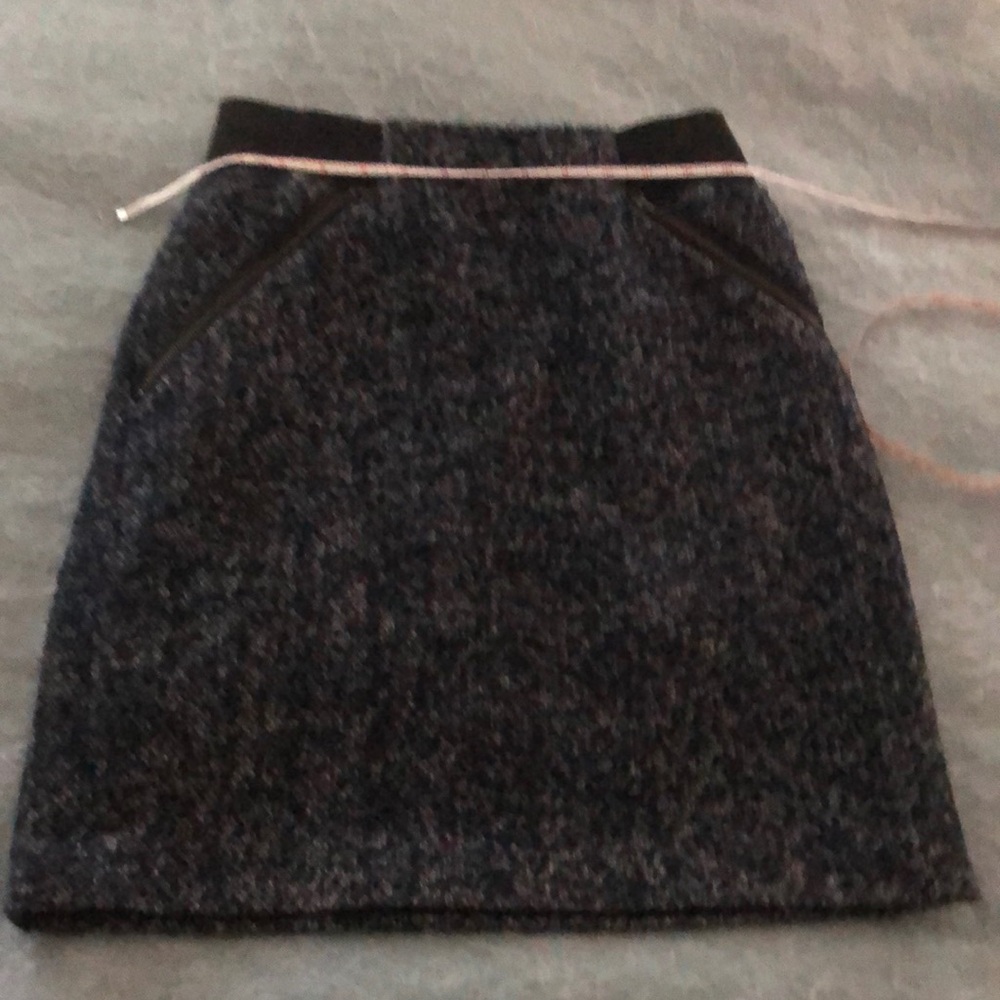 Halogen navy/grey boucle skirt